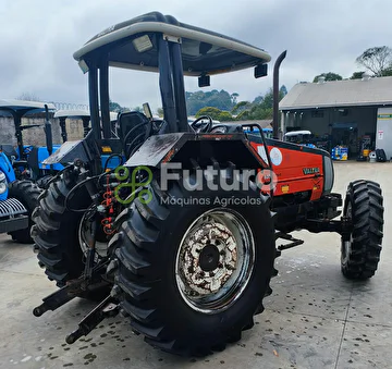 TRATOR VALTRA 800 ANO 2004