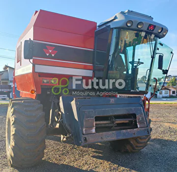 COLHEITADEIRA MASSEY FERGUSON 5650 ANO 2006