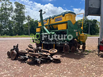 PLANTADEIRA TATU MARCHESAN PST PLUS FLEX ANO 2016