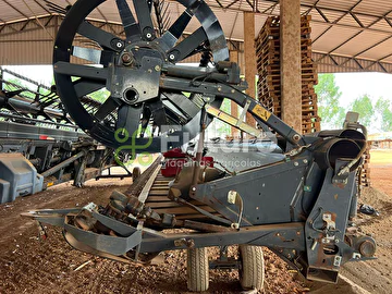 COLHEITADEIRA MASSEY FERGUSON 9895 ANO 2017