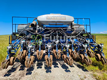 PLANTADEIRA NEW HOLLAND PL 6011 ANO 2017