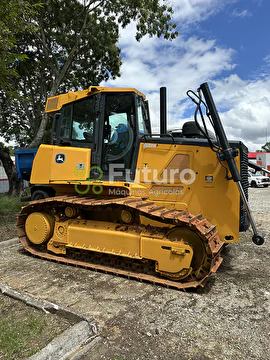TRATOR DE ESTEIRA JOHN DEERE 850J ANO 2022