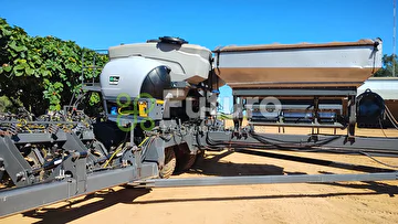 PLANTADEIRA FENDT MOMENTUM 40F ANO 2020