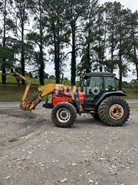 TRATOR VALTRA BM 110 ANO 2002