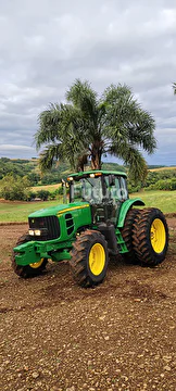 TRATOR JOHN DEERE 6145J ANO 2012
