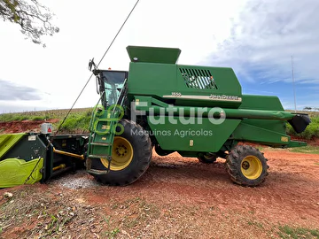 COLHEITADEIRA JOHN DEERE 1550 ANO 2004