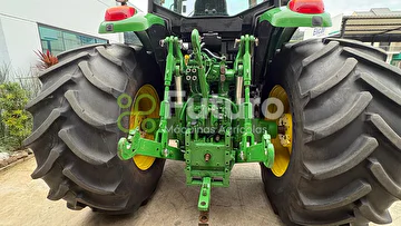 TRATOR JOHN DEERE 6210J ANO 2019