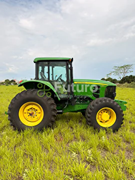 TRATOR JOHN DEERE 6165J ANO 2011