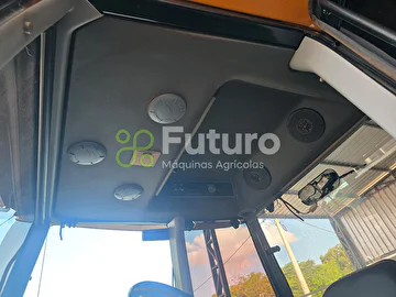 TRATOR VALTRA BM 125 ANO 2010