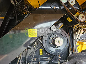 COLHEITADEIRA NEW HOLLAND 5070 ANO 2012