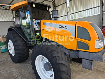 TRATOR VALTRA BM 125 ANO 2010