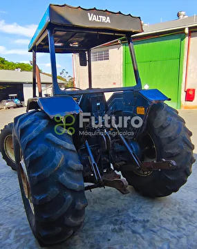 TRATOR VALTRA 785 ANO 2004