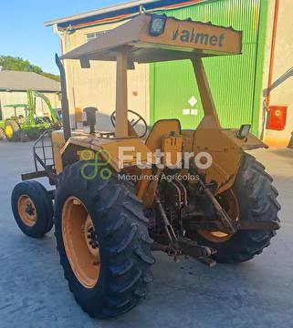 TRATOR VALMET 68 ANO 1982