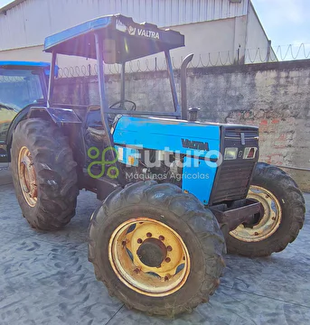 TRATOR VALTRA 785 ANO 2004