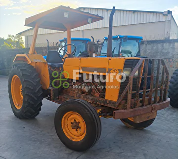 TRATOR VALMET 68 ANO 1982