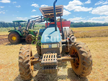 TRATOR NEW HOLLAND TL 75E ANO 2004