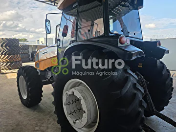 TRATOR VALTRA BM 125 ANO 2010