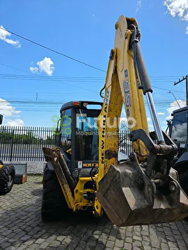 RETROESCAVADEIRA NEW HOLLAND B95B ANO 2020