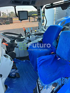 TRATOR NEW HOLLAND T7.260 ANO 2017