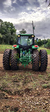 TRATOR JOHN DEERE 6145J ANO 2012