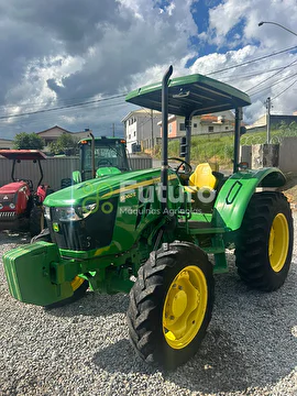 TRATOR JOHN DEERE 5060E ANO 2021