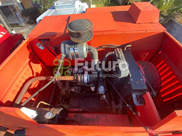 COLHEITADEIRA MASSEY FERGUSON 5650 ADVANCED ANO 2002
