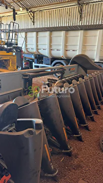 PLATAFORMA GTS IS 1250 ANO 2011