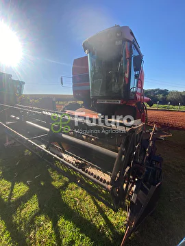 COLHEITADEIRA MASSEY FERGUSON 5650 ADVANCED ANO 2002