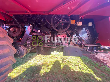 COLHEITADEIRA MASSEY FERGUSON 5650 ADVANCED ANO 2002