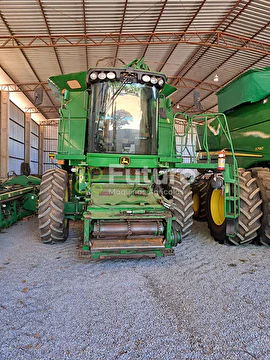 COLHEITADEIRA JOHN DEERE STS 9770 ANO 2011