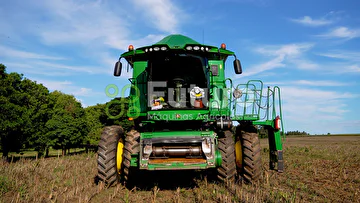 COLHEITADEIRA JOHN DEERE S760 ANO 2020