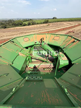 COLHEITADEIRA JOHN DEERE S680 ANO 2016