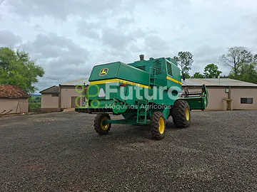 COLHEITADEIRA JOHN DEERE 1175 ANO 2000