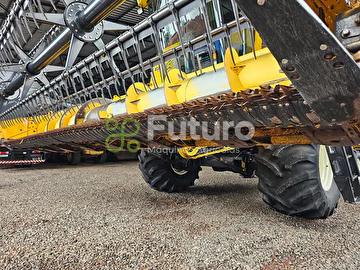 COLHEITADEIRA NEW HOLLAND 5070 ANO 2012
