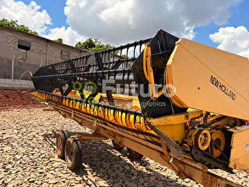 COLHEITADEIRA NEW HOLLAND TC 59 ANO 2002