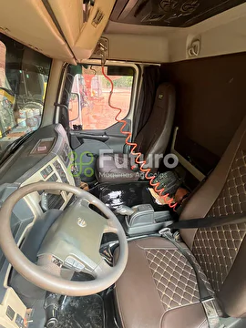 CAMINHÃO VOLVO VM 330 ANO 2020