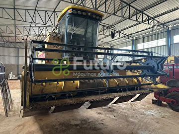 COLHEITADEIRA NEW HOLLAND 8040 ANO 1989