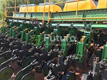 PLANTADEIRA TATU MARCHESAN PST DUO FLEX ANO 2013