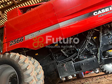 COLHEITADEIRA CASE 2566 ANO 2014