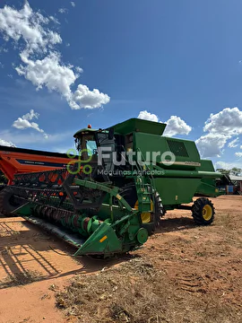 COLHEITADEIRA JOHN DEERE 1550 ANO 2004