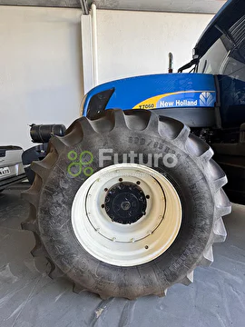 TRATOR NEW HOLLAND T7060 ANO 2012