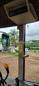 TRATOR JOHN DEERE 6145J ANO 2012