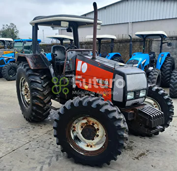 TRATOR VALTRA 800 ANO 2004