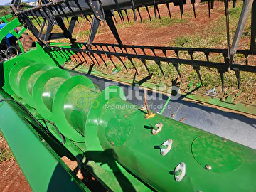 PLATAFORMA JOHN DEERE 319 ANO 2003