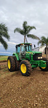 TRATOR JOHN DEERE 6145J ANO 2012