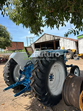 TRATOR FORD 6600 ANO 1988