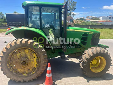 TRATOR JOHN DEERE 6130J ANO 2016