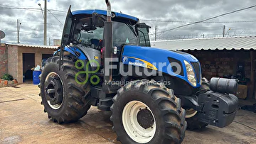 TRATOR NEW HOLLAND T7060 ANO 2012