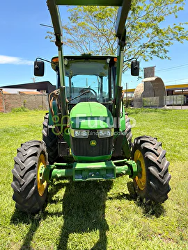 CONJUNTO TRATOR JOHN DEERE 5080E ANO 2022