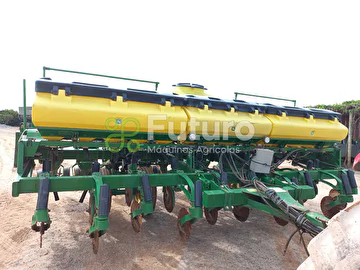 PLANTADEIRA JOHN DEERE 2113 ANO 2014